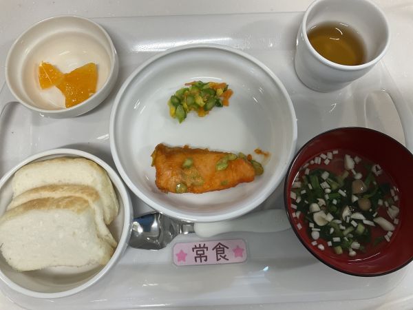 鮭のオーロラソースです《常食》