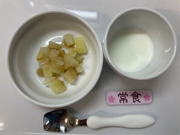 《常食》おやつはみたらしポテトです。