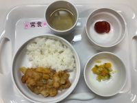 <常食>ハヤシライスフレンチサラダいちご